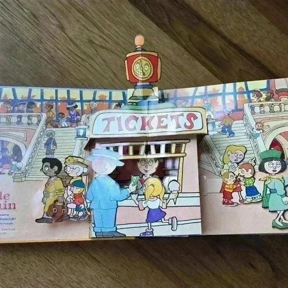 The Whistle on the Train Pop-up Children Book Vintage - Picture 3 of 4